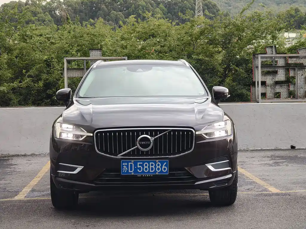 Volvo XC60 2019 — фото 2