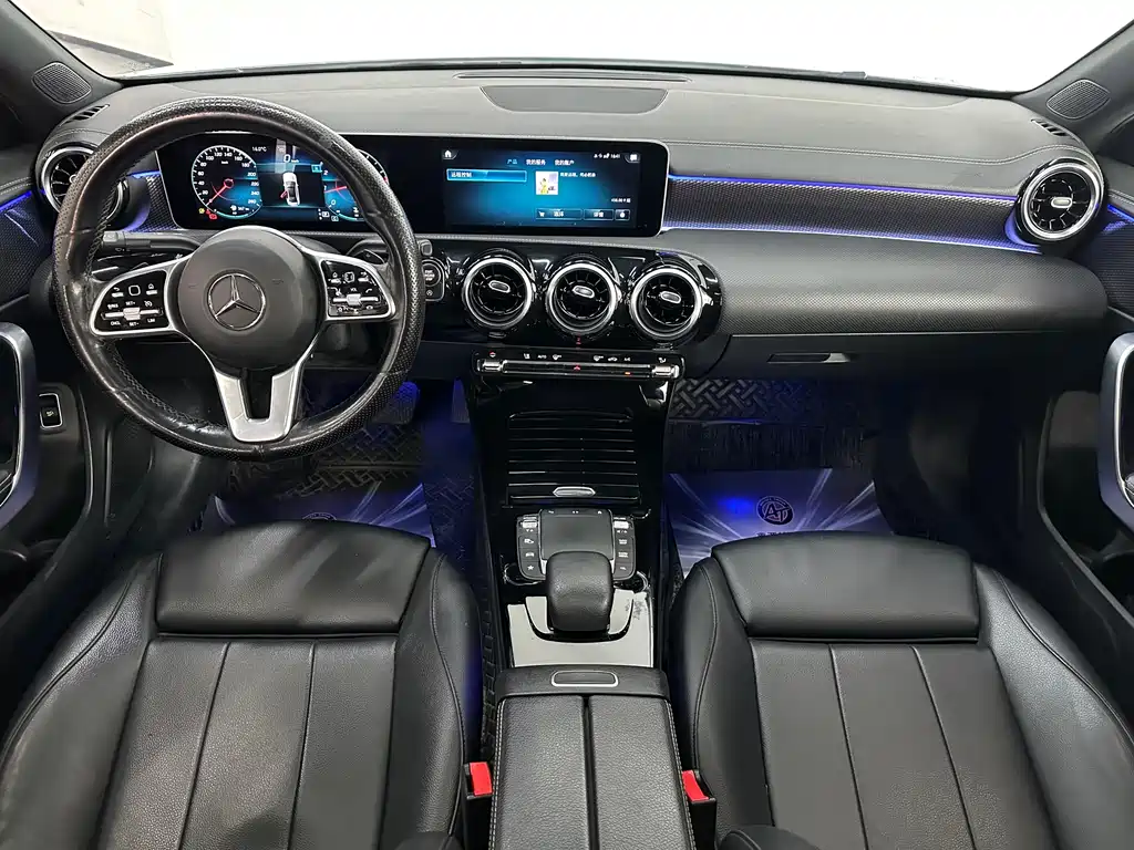 Mercedes-Benz A-Class 2020 — фото 19