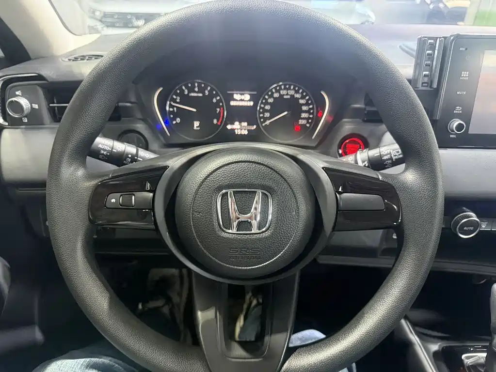 Honda Vezel 2025 — фото 10