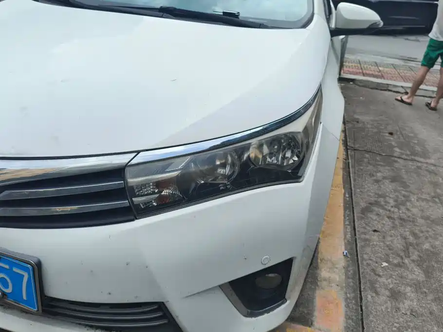 Toyota Corolla 2015