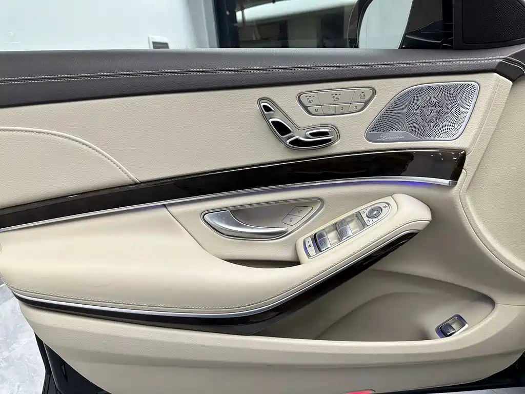 Mercedes-Benz S-Class 2017 — фото 21