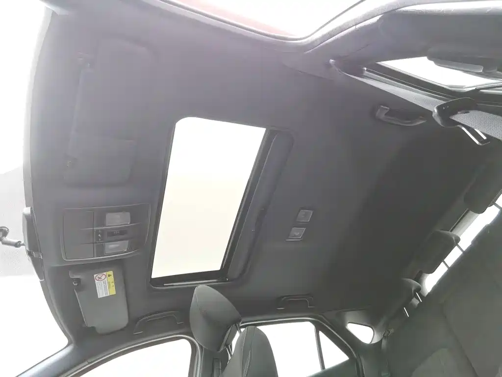 Mazda CX-4 2016 — фото 14