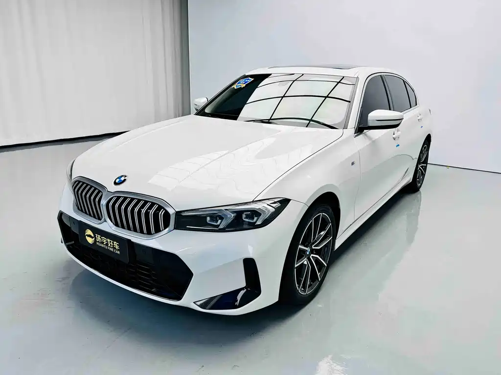 BMW 3 Series 2023 — фото 1