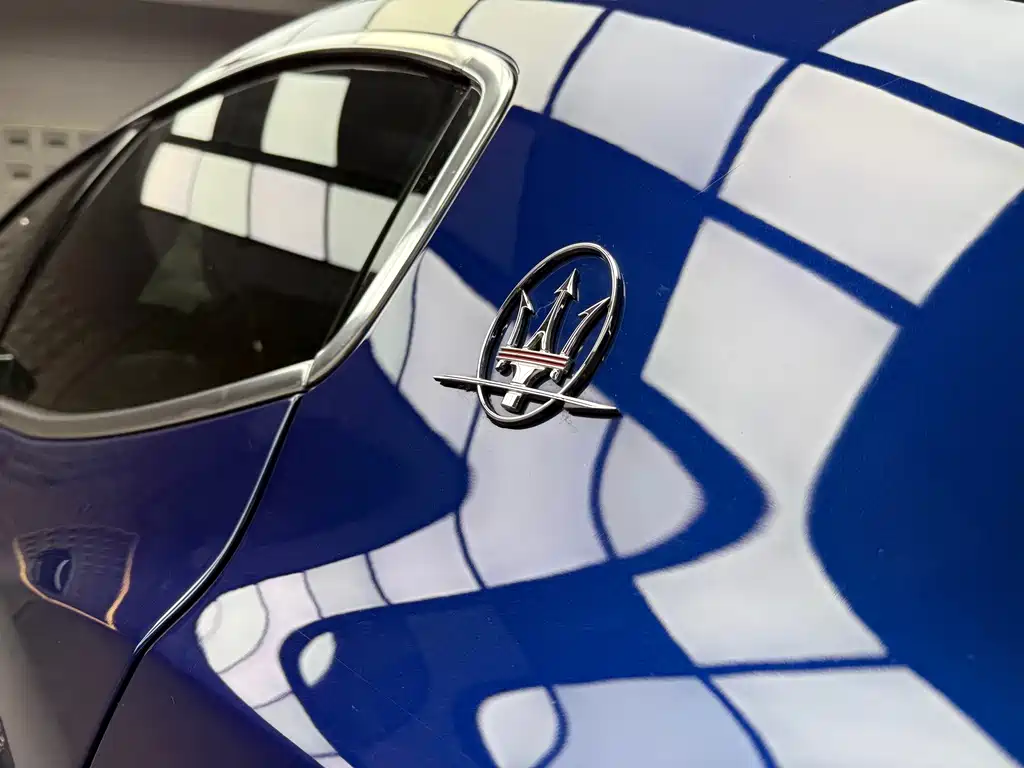 Maserati Ghibli 2017 — фото 20