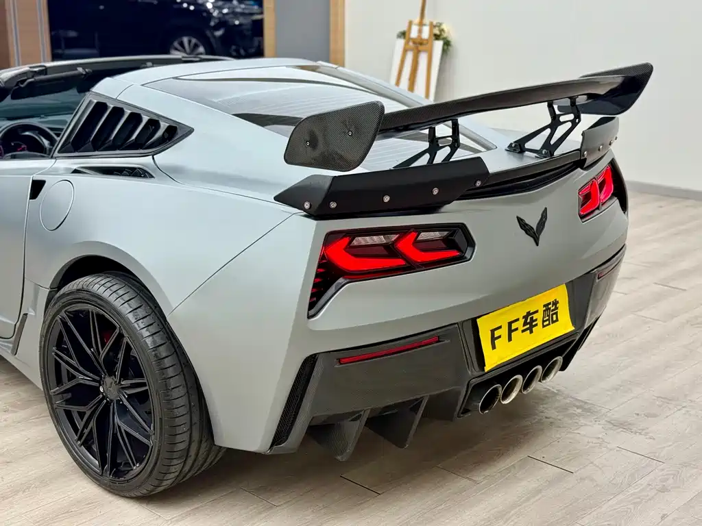 Chevrolet Corvette 2018 — фото 9