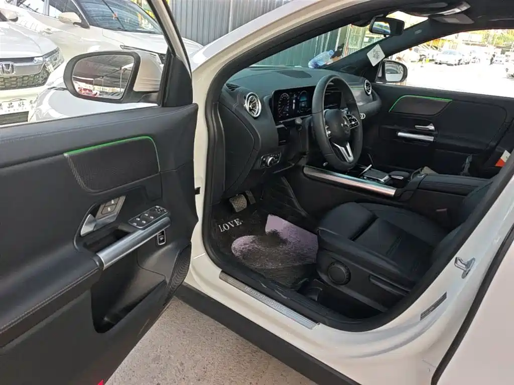 Mercedes-Benz GLA 2022 — фото 16
