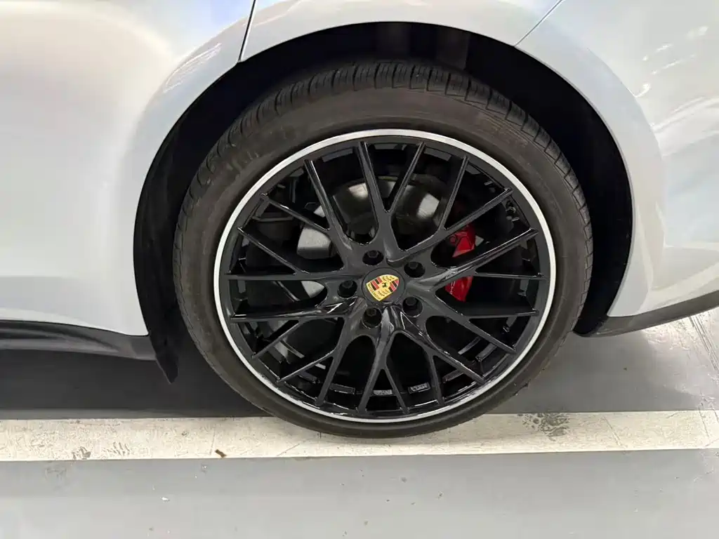 Porsche Panamera 2019 — фото 17