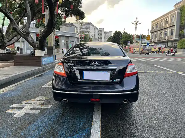 Nissan Teana 2010