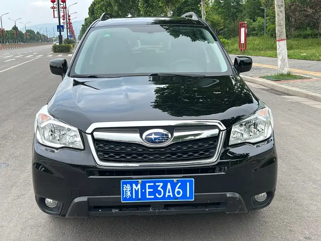 Subaru Forester 2014 — фото 3