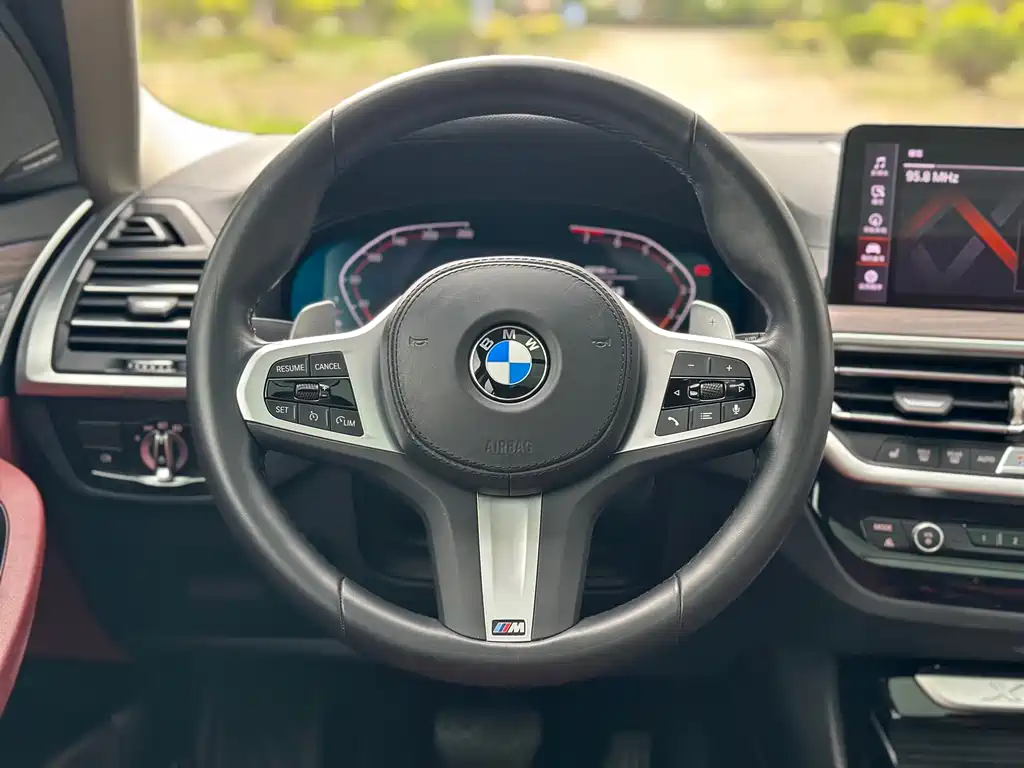 BMW X3 2022 — фото 7