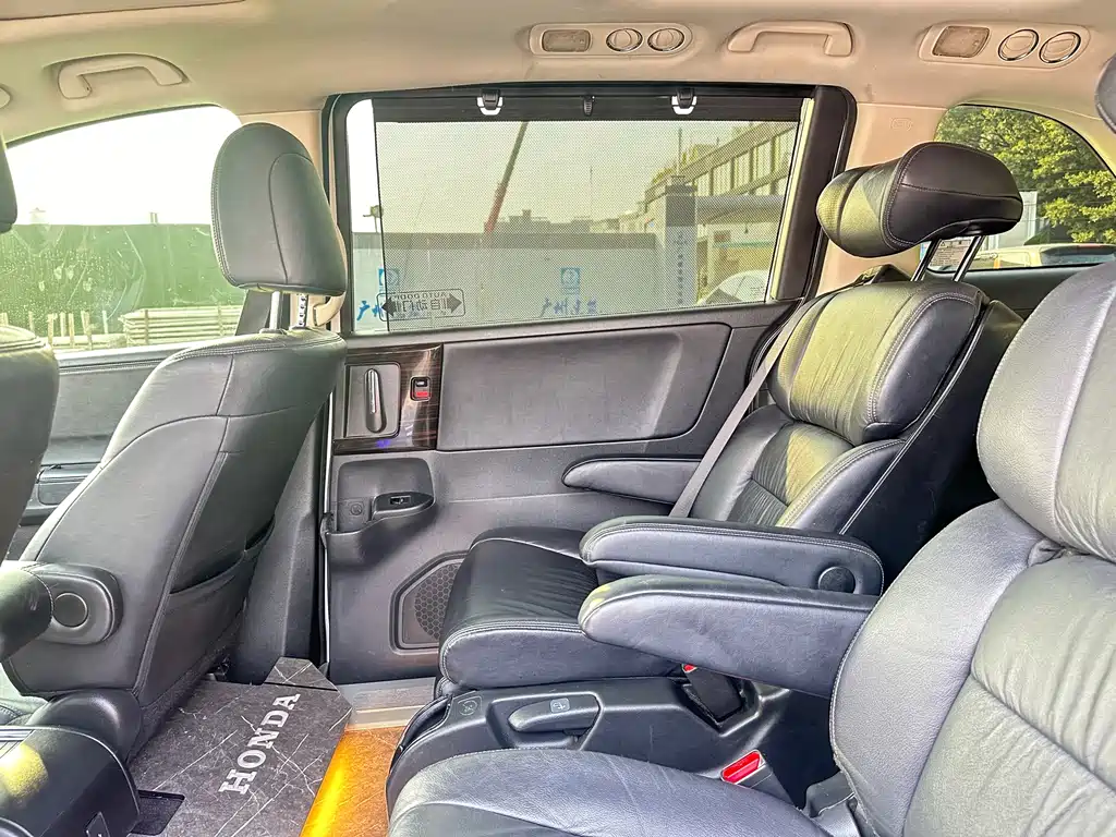 Honda Odyssey 2018 — фото 12