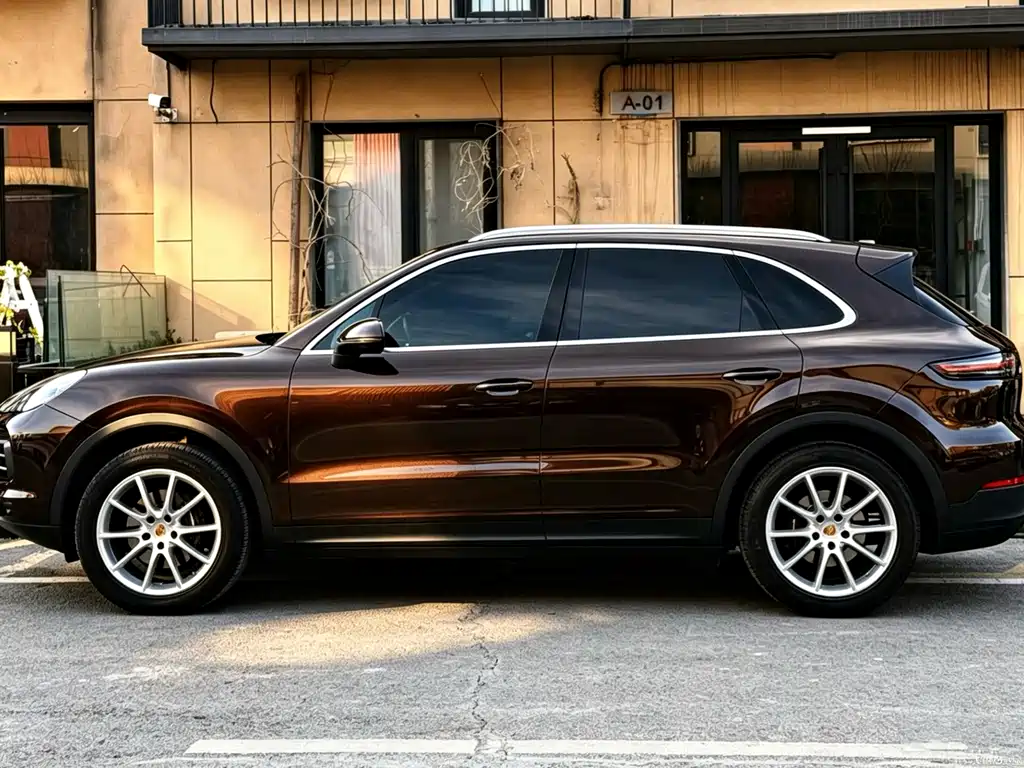 Porsche Cayenne 2018 — фото 2