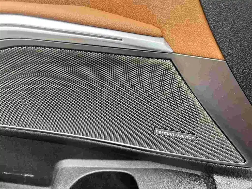 BMW 3 Series 2020 — фото 6