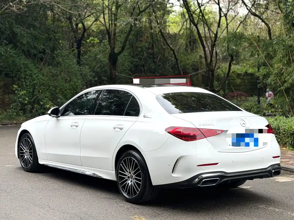 Mercedes-Benz C-Class 2023 — фото 6