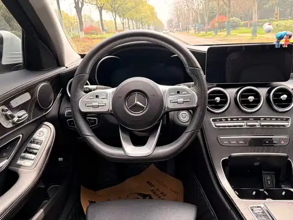 Mercedes-Benz C-Class 2021