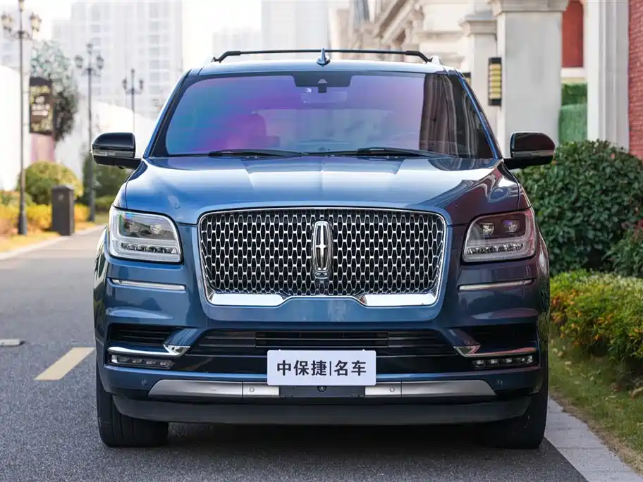 Lincoln Navigator 2019 — фото 3