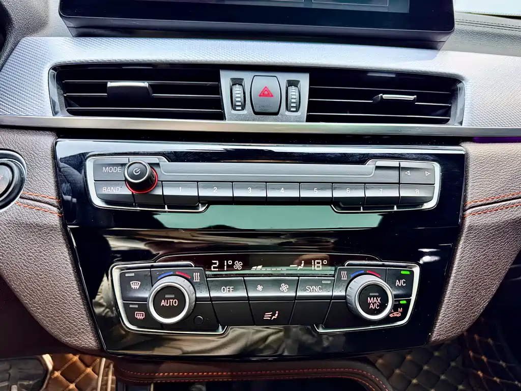 BMW X2 2021 — фото 15
