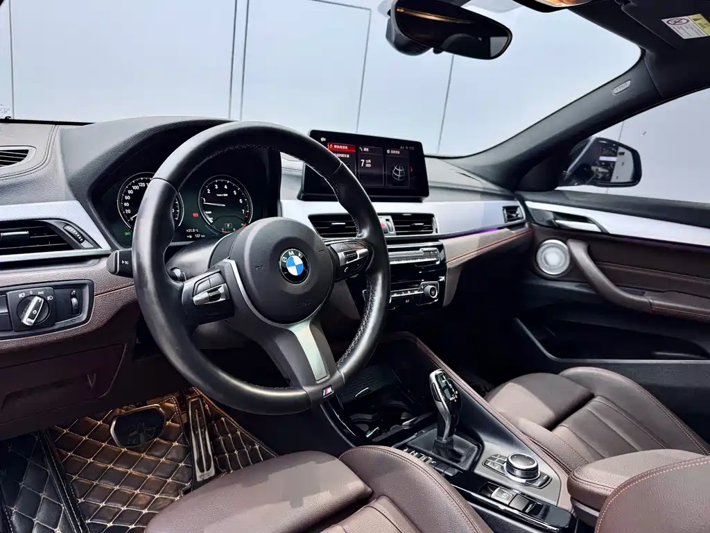 BMW X2 2021 — фото 8
