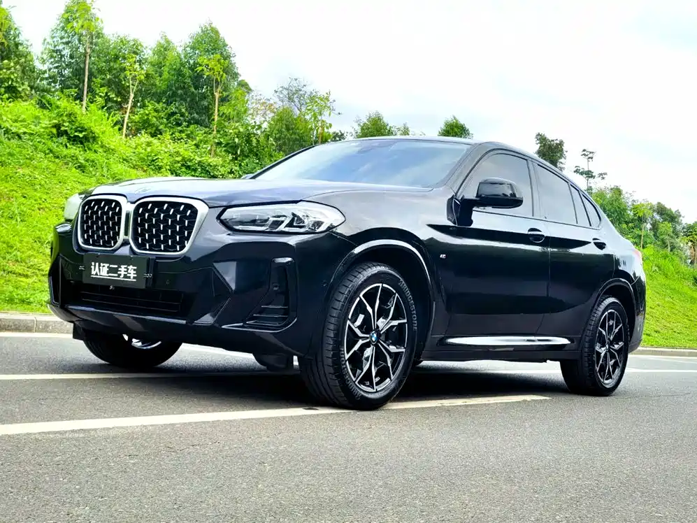 BMW X4 2022 — фото 1