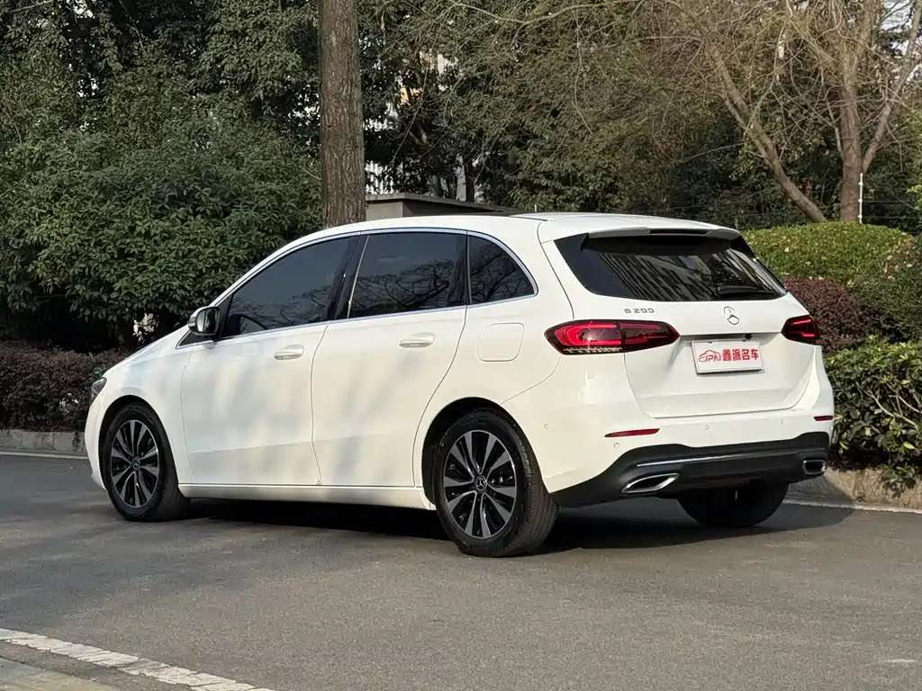 Mercedes-Benz B-Class 2023 — фото 18