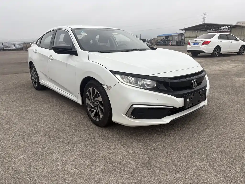Honda Civic 2019 — фото 3