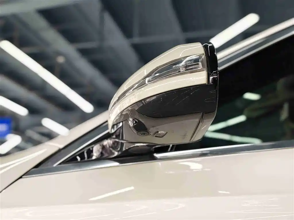 Mercedes-Benz E-Class 2020 — фото 23