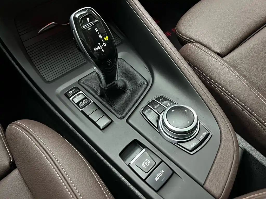 BMW X1 2021 — фото 15
