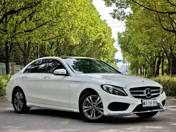 Mercedes-Benz C-Class 2018