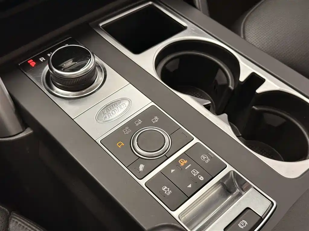 Land Rover Discovery 2020 — фото 24