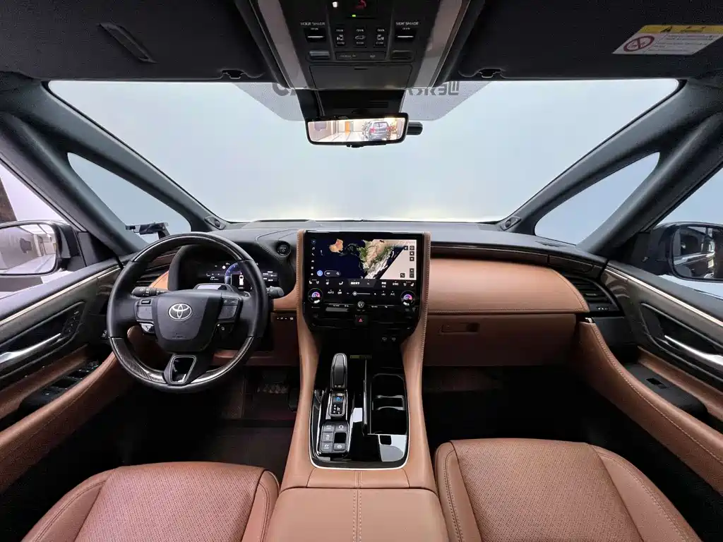 Toyota Alphard 2025 — фото 12