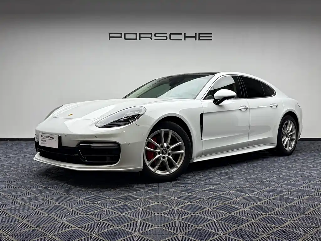 Porsche Panamera 2022 — фото 1