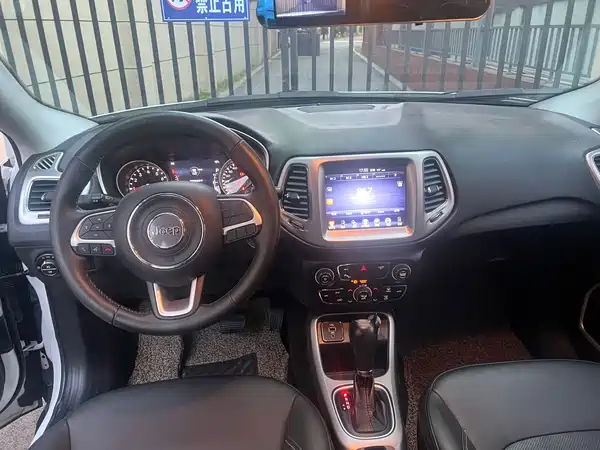 Jeep Compass 2017