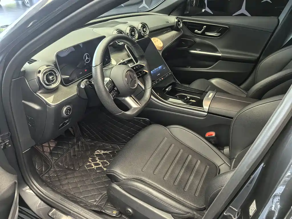 Mercedes-Benz C-Class 2022 — фото 11
