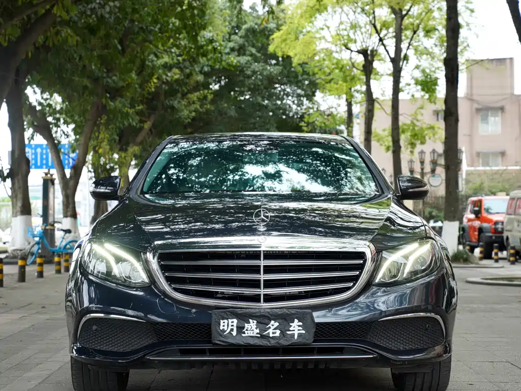 Mercedes-Benz E-Class 2016 — фото 1
