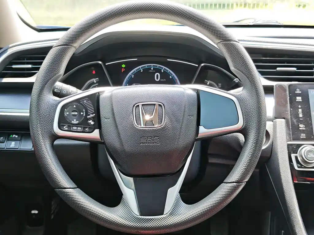 Honda Civic 2019 — фото 9