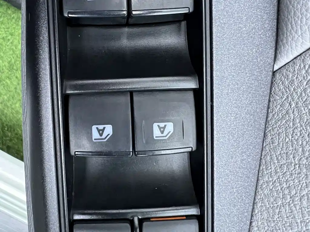 Toyota Sienna 2019 — фото 14