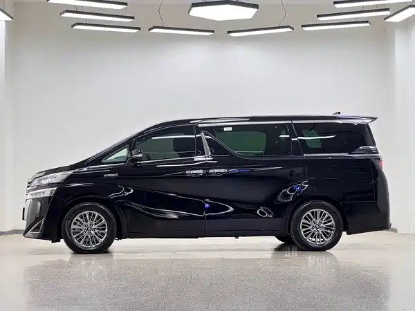 Toyota Vellfire 2021