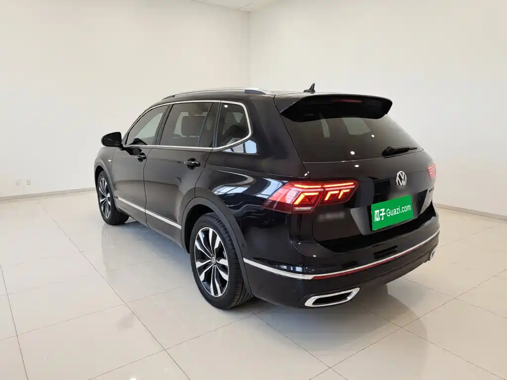 Volkswagen Tiguan L 2022
