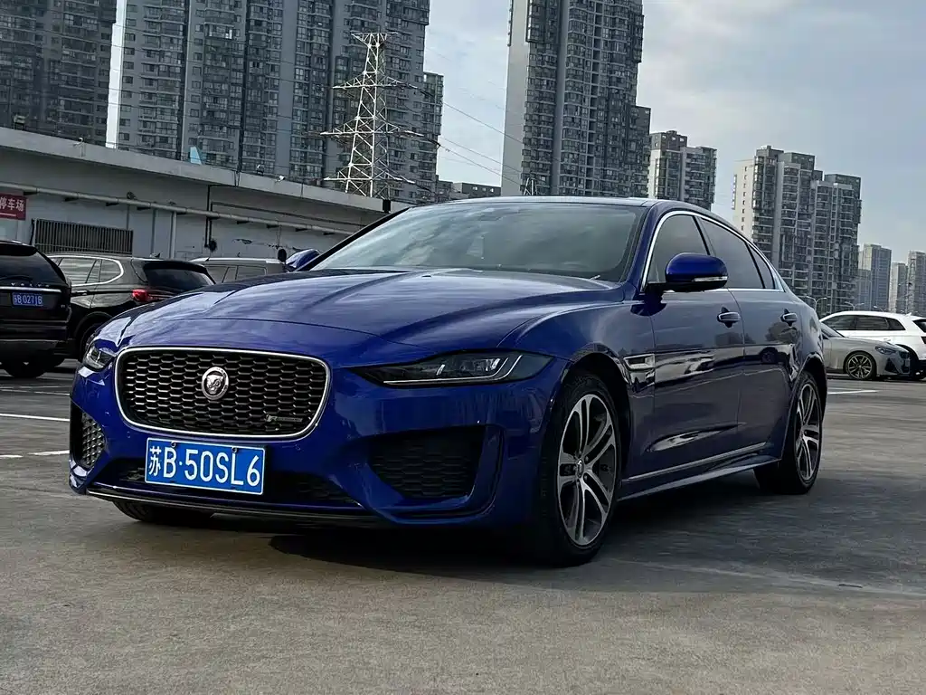 Jaguar XEL 2020 — фото 1