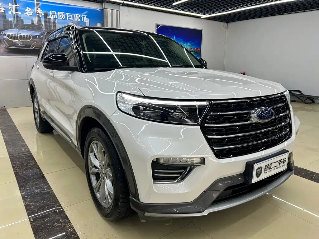 Ford Explorer 2020 — фото 3
