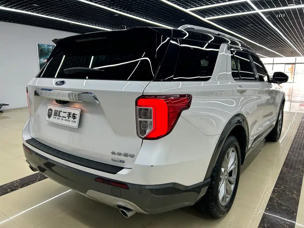 Ford Explorer 2020 — фото 4