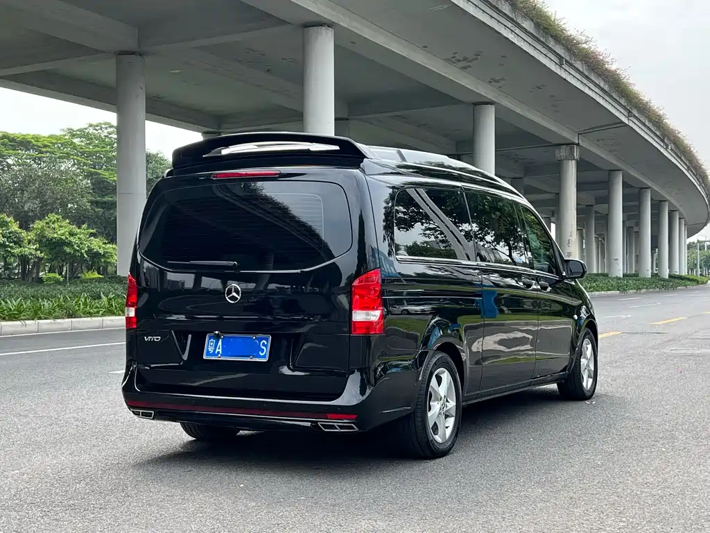 Mercedes-Benz Vito 2021 — фото 27