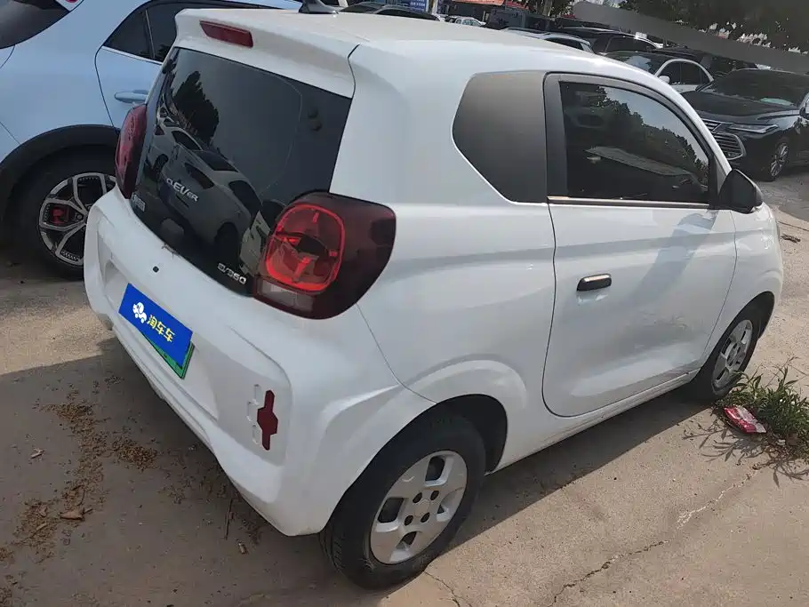 Roewe Clever 2022