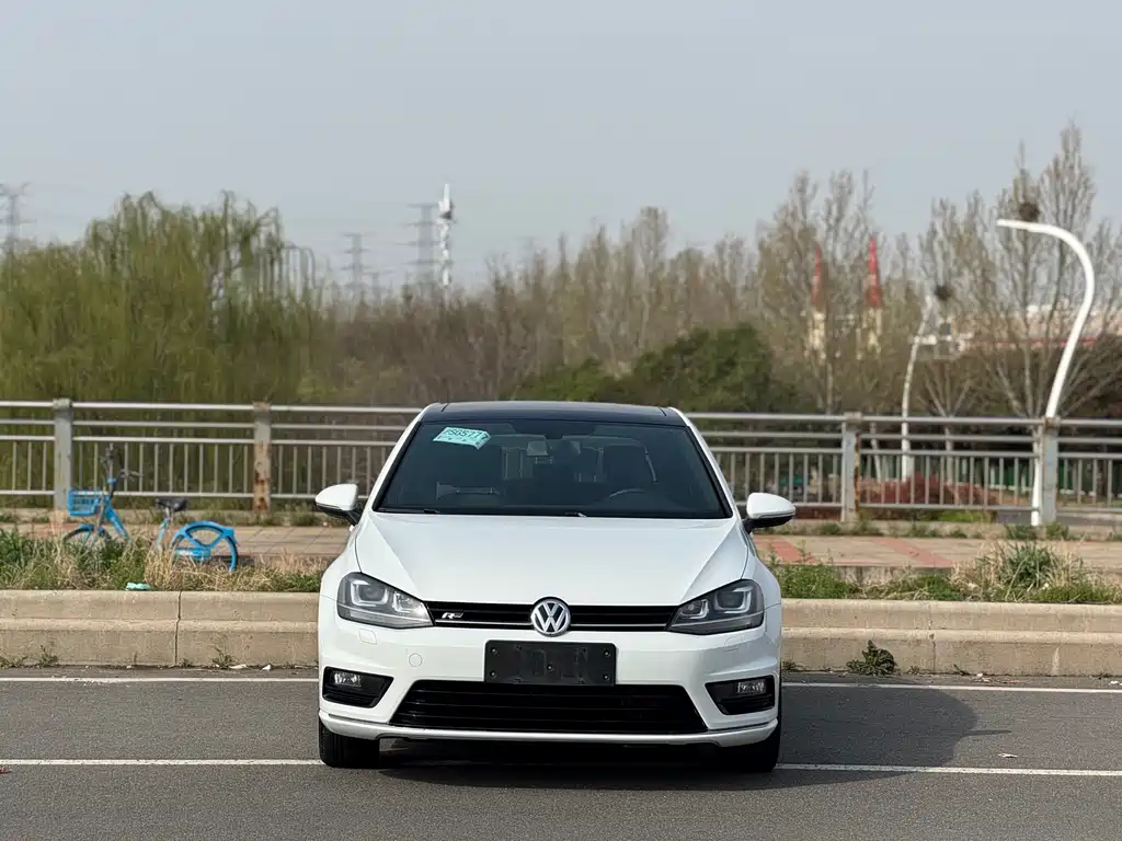 Volkswagen Golf 2017 — фото 17