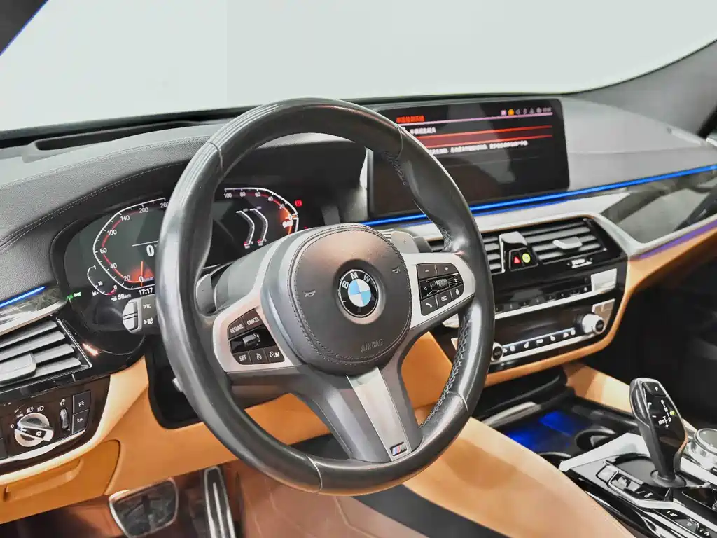 BMW 6 Series GT 2024 — фото 39