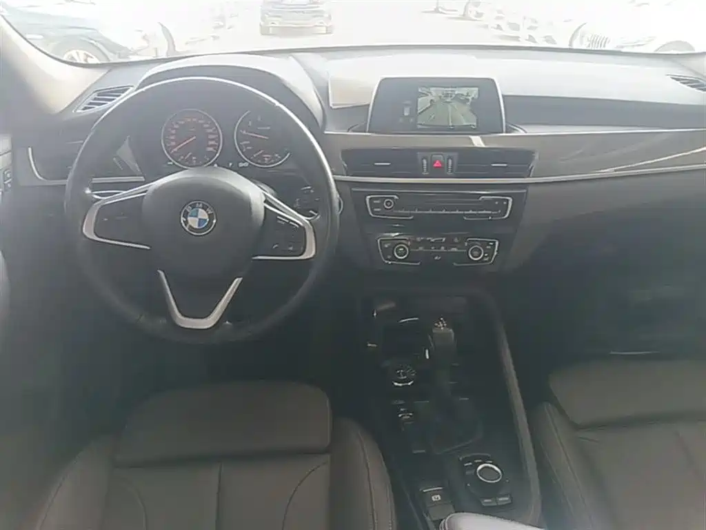BMW X1 2017 — фото 10