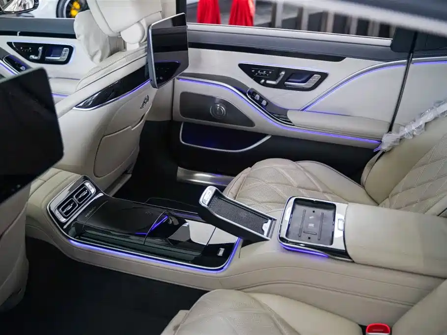 Mercedes-Benz S-Class 2024 — фото 15