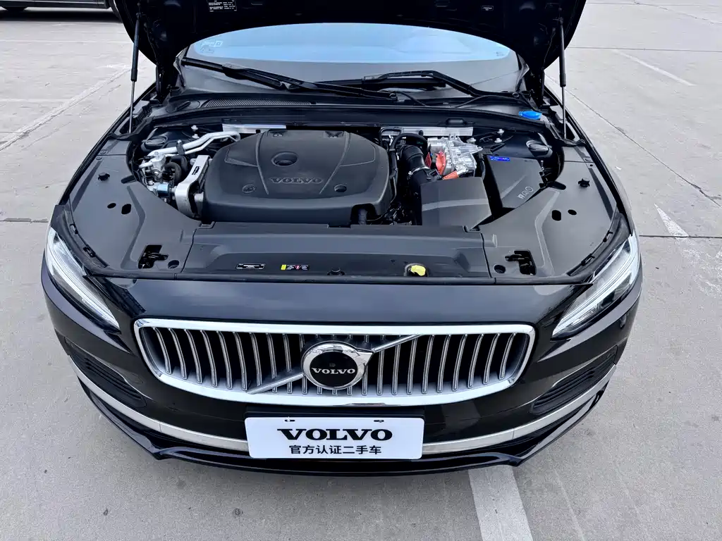 Volvo S90 PHEV 2023 — фото 13