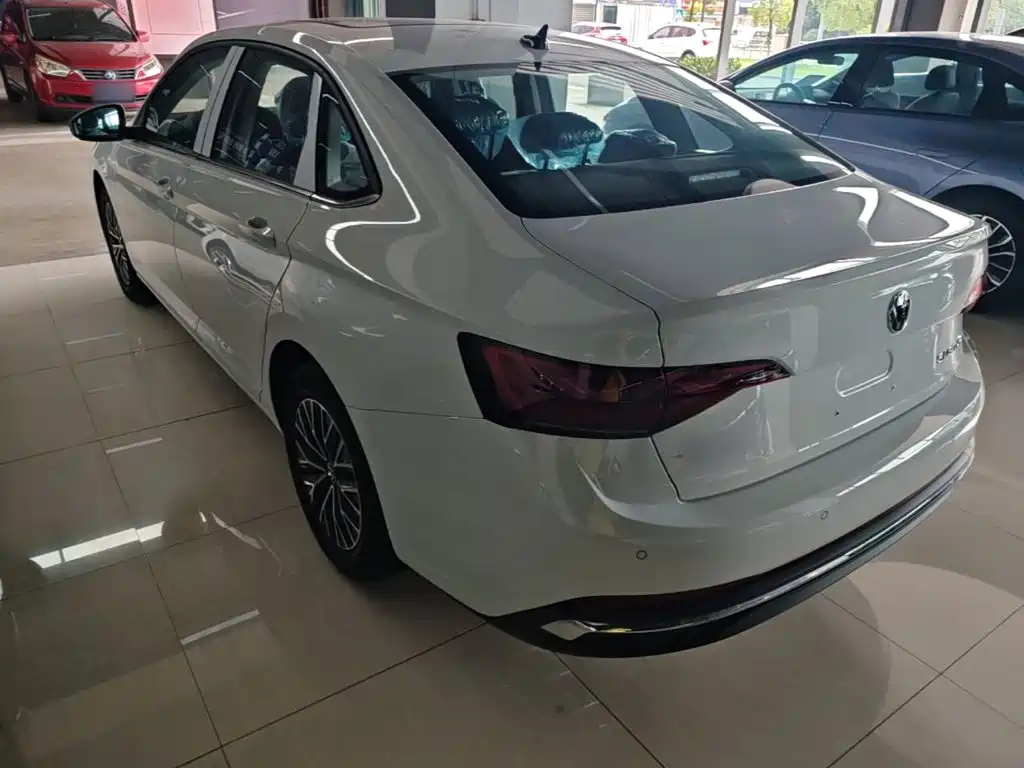 Volkswagen Sagitar 2026