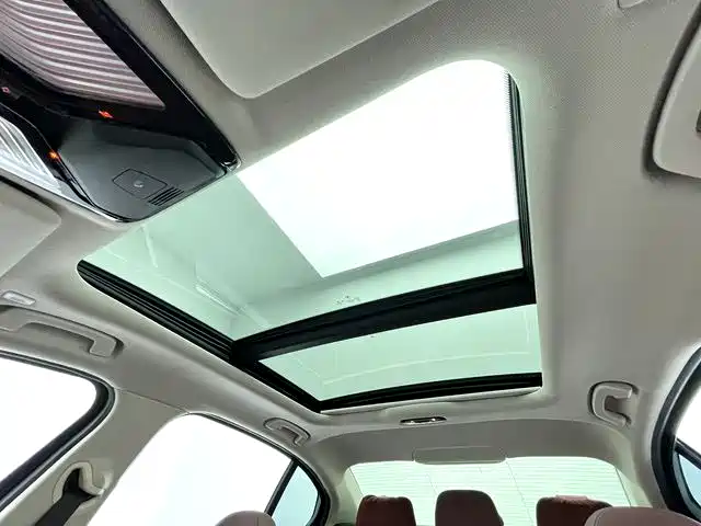 BMW 3 Series 2021 — фото 14